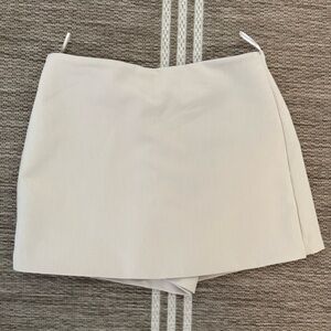 Zara Cream Skort Medium